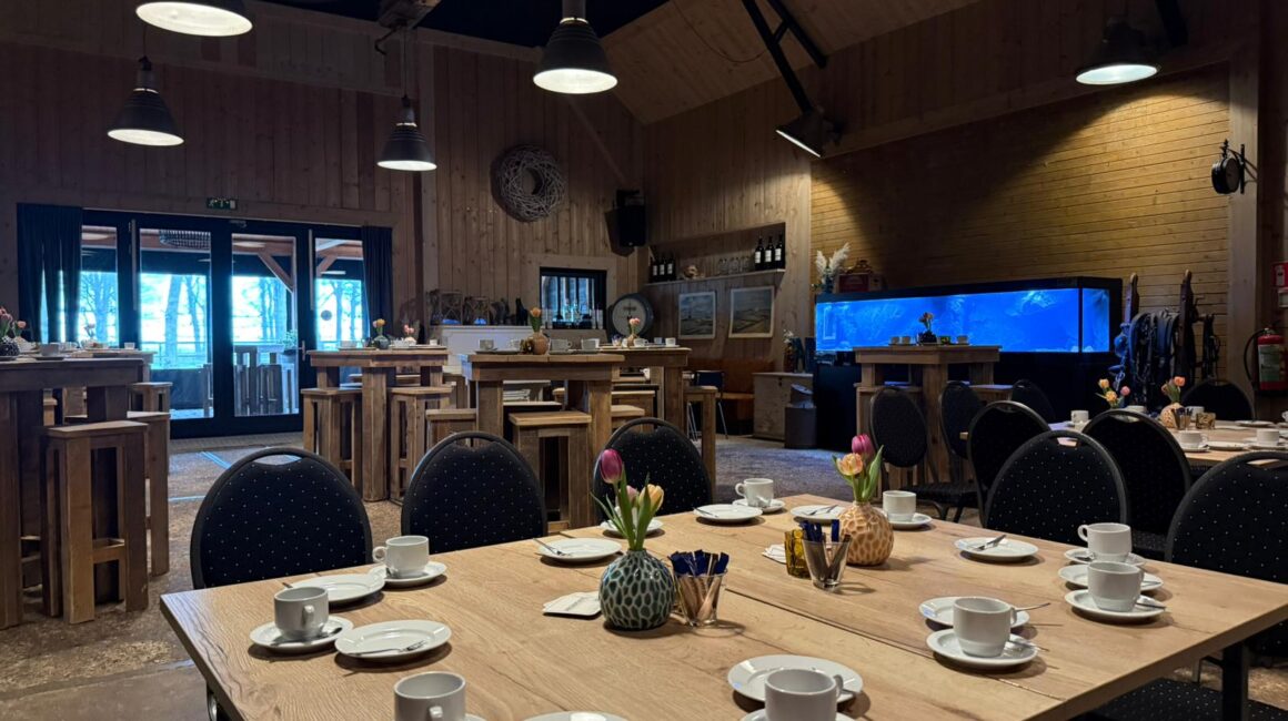 meerhoeve-middenmeer-zaalverhuur-uitvaart-condoleance-koffie-thee-samenkomen.jpg
